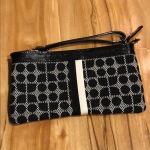 Kate Spade wristlet - Like new!  Black & white